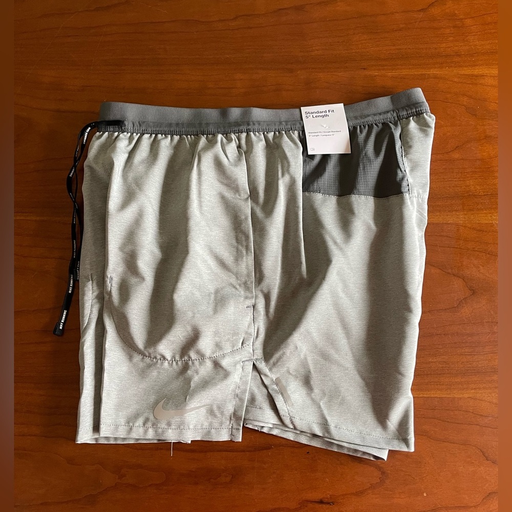 Nike Men's Flex Stride 5" Running Shorts Gray Brief Lined CJ5453-068 - Picture 2 of 5